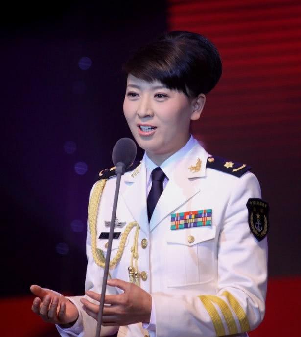 在娱乐圈能被赵本山看中的人,都非常的有才华,像小沈阳,宋小宝,关婷娜