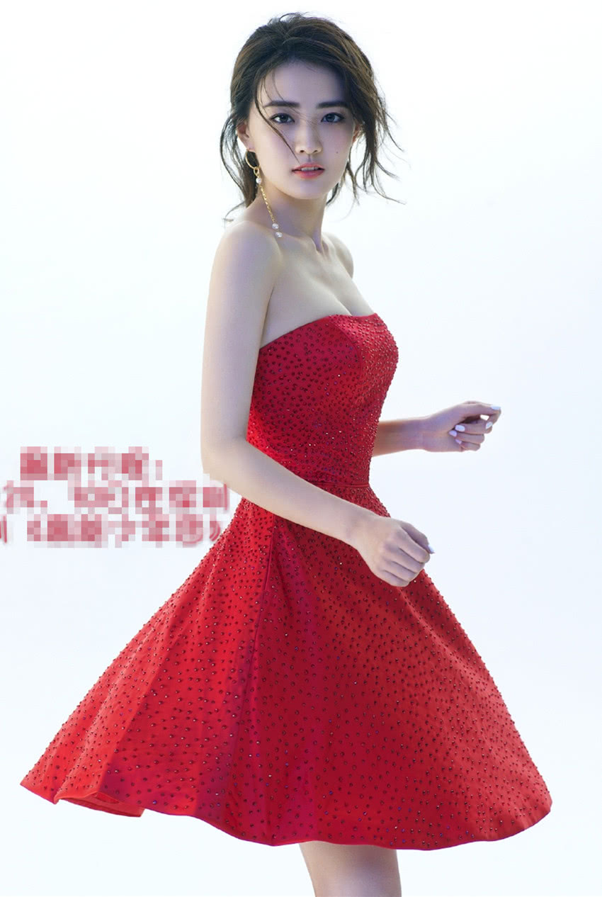 徐璐这次终于被夸了白t恤牛仔裤不仅很好看还特有气质