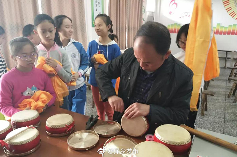 "非遗"进校园,萍乡春锣大王寻找"少年力量"!