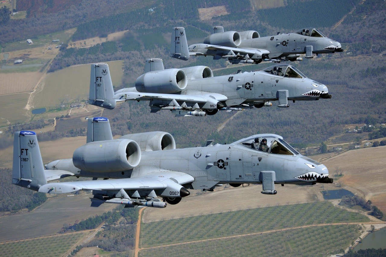 a-10攻击机的庞大编队|小牛|武器|攻击机_新浪新闻