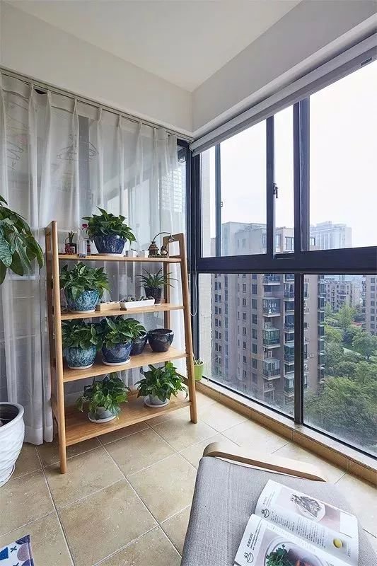阳台窗户就该这样设计,不仅光线好,而且还安全又美观!