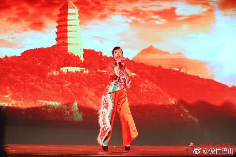 传承红色基因弘扬延安精神实现中国梦