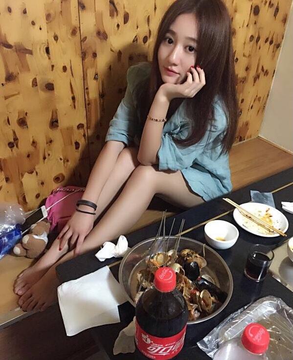 网红主播魏思美女走红经历__财经头条