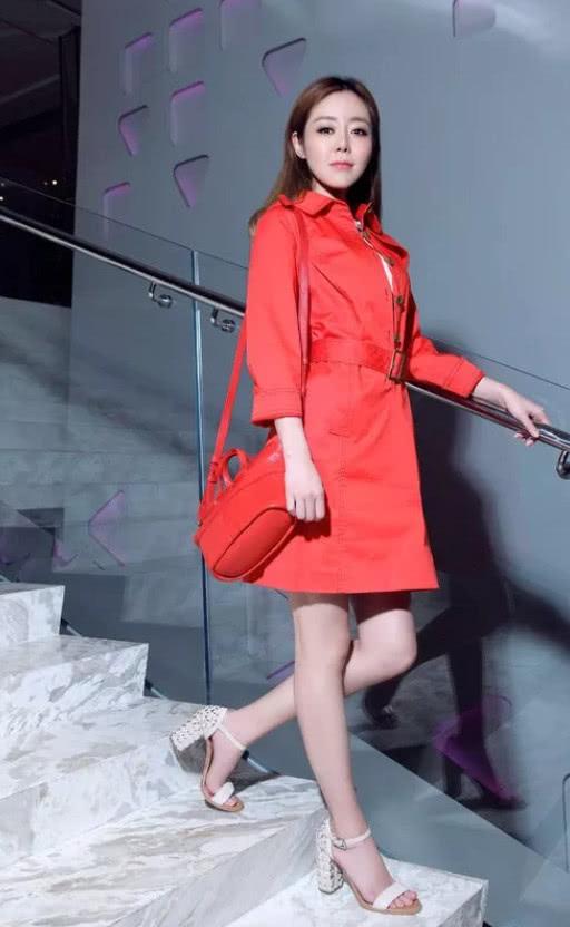 她比李宇春还红是首届超女冠军,却被周董一句话变十八线|安又琪