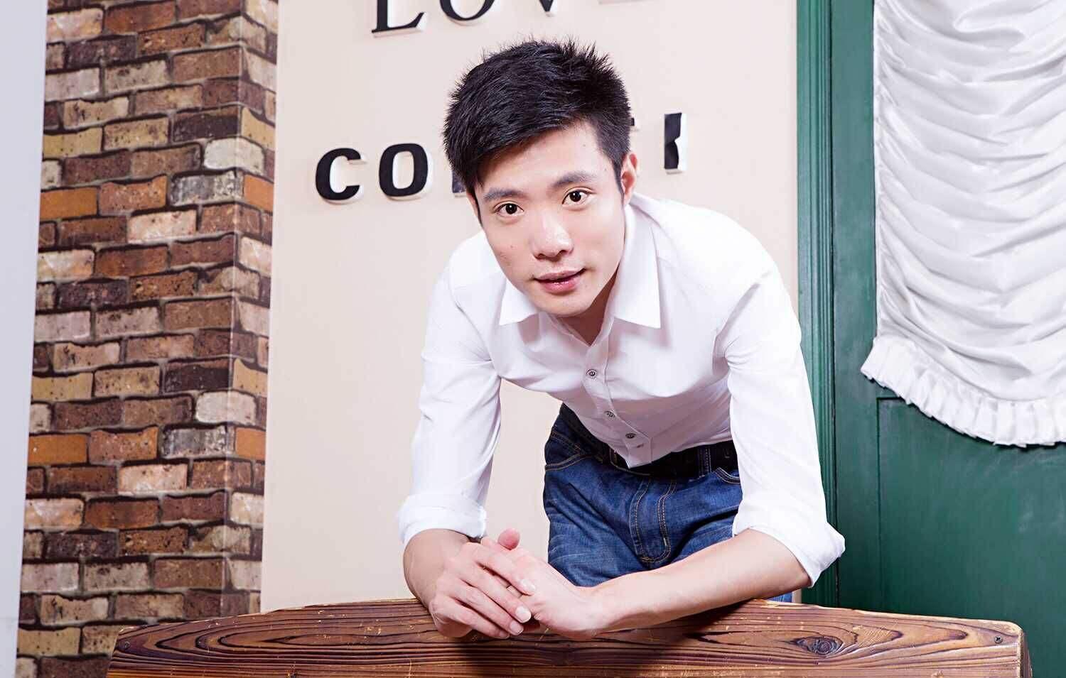 你说大司马不帅?放出照片来吓(he)死你!