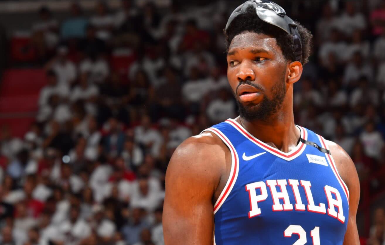 热火球员温斯洛踩坏大帝面具,裁判未吹罚,联盟追罚15000美元!