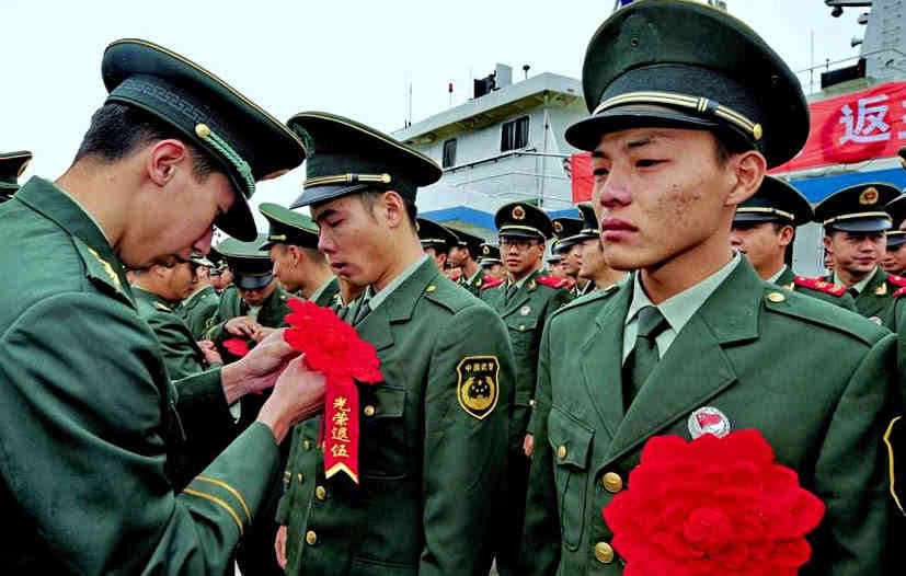 老兵退伍,最想带走的4件东西是什么?最后一种是部队赠送的!