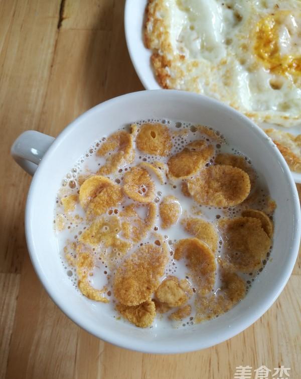 牛奶泡麦片的做法