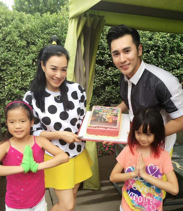 张伦硕带两女儿拍杂志,考拉眼神抢镜,二女儿气质被调侃像舒淇