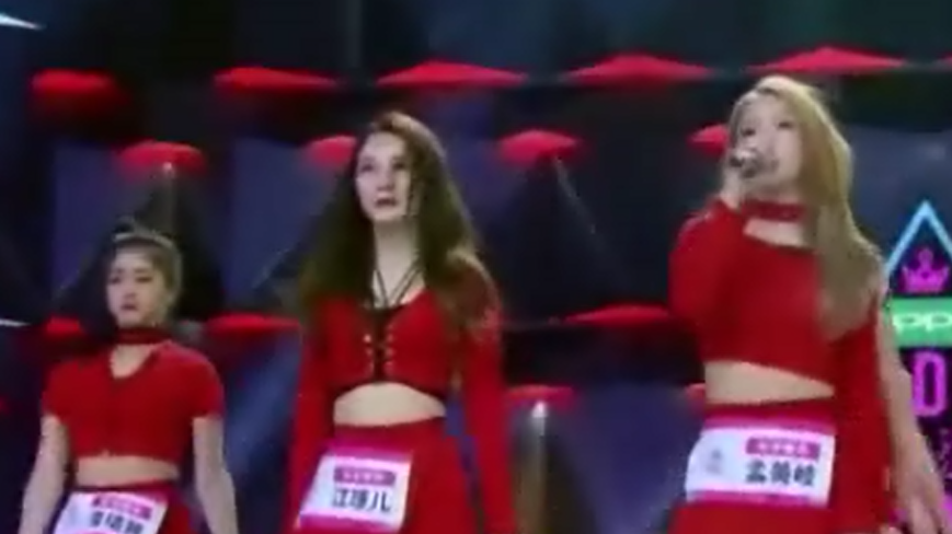 【孟美岐微博粉丝破百万 发一波福利照】 孟美