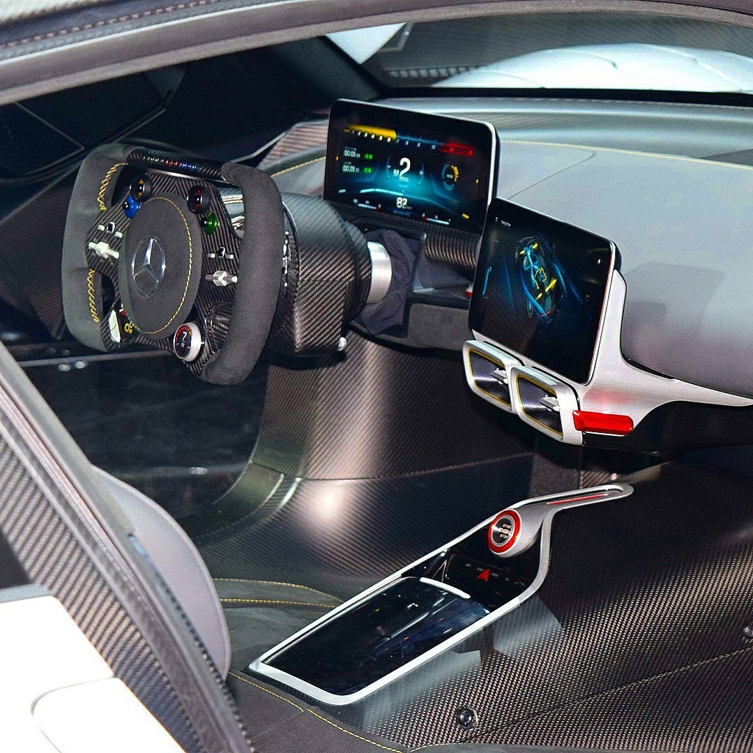 mercedes-amg project one 0-200 km/h 6 s_新浪看点