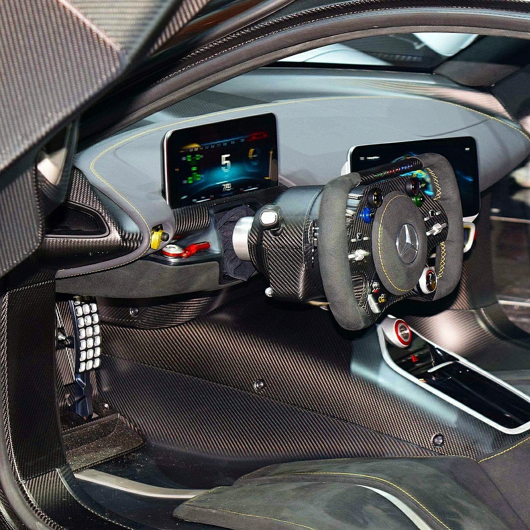 mercedes-amg project one 0-200 km/h 6 s_新浪看点