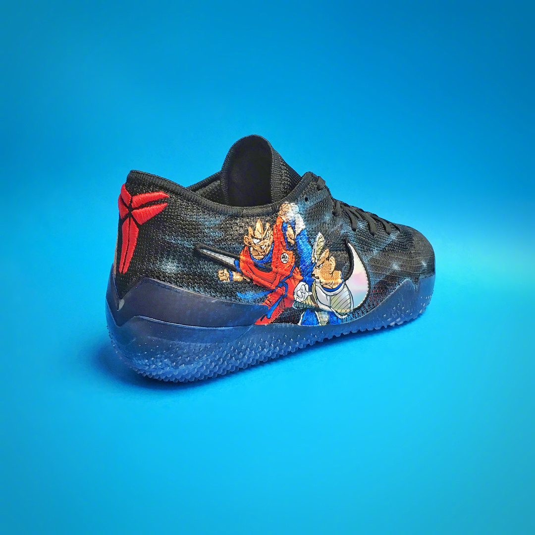 定制的龙珠主题Kobe AD NXT 360s，太帅了！
