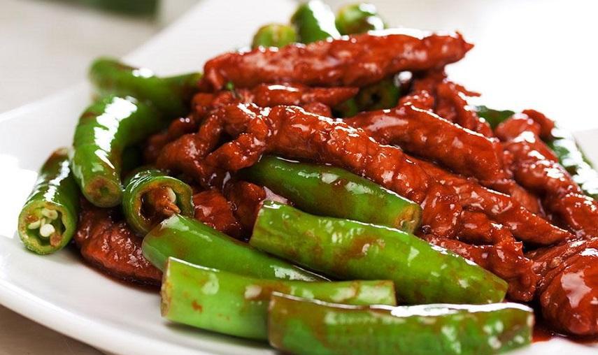 想吃香辣爽口的牛肉得这样做, 闻着食欲都变好了要多蒸点米饭
