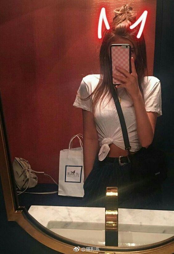 爱对着镜子拍照的你不妨加一些装饰更有趣哦