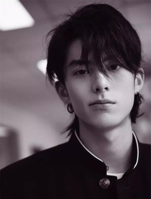 男明星新发型"鲻鱼头"的前世今生,你pick哪个男明星?