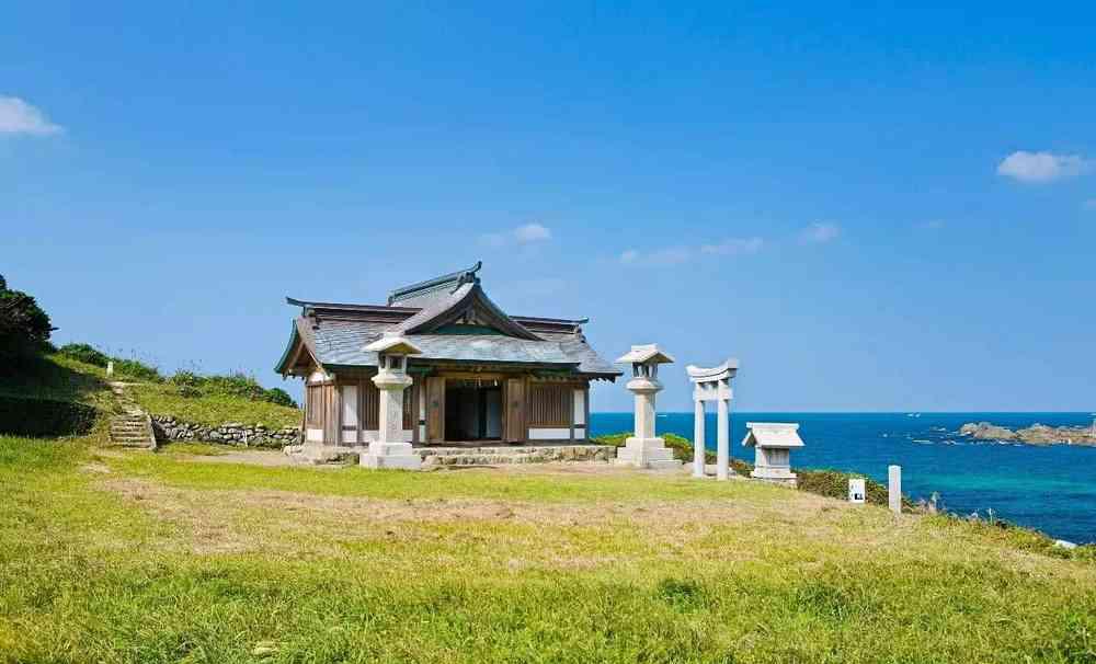 日本最"神秘"的岛屿,女游客不敢轻易前往:有一条件很难接受!