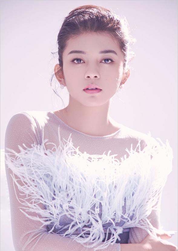 当年的最火偶像剧女二,今29岁生日无人送祝福,晒美照感慨良多!