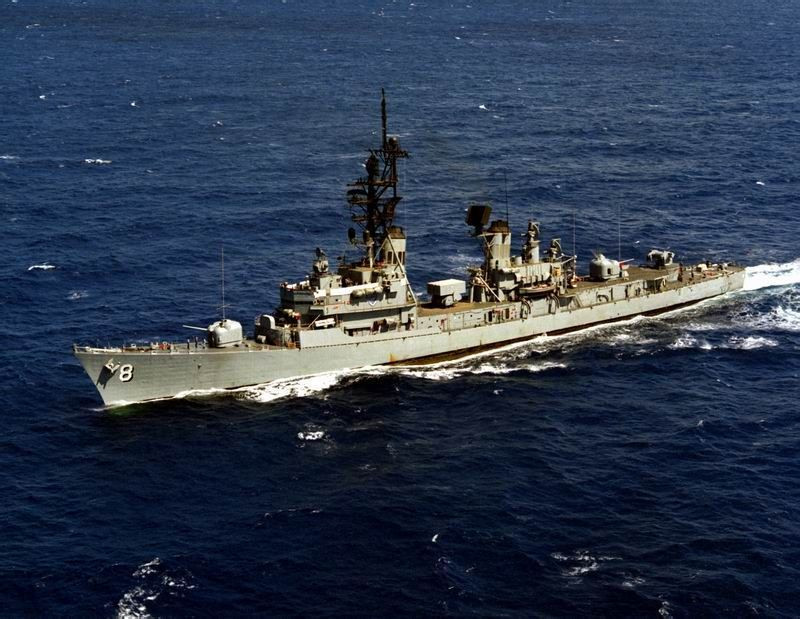 美国查尔斯亚当斯级驱逐舰已退役军舰那时还没有鱼叉反舰导弹呢