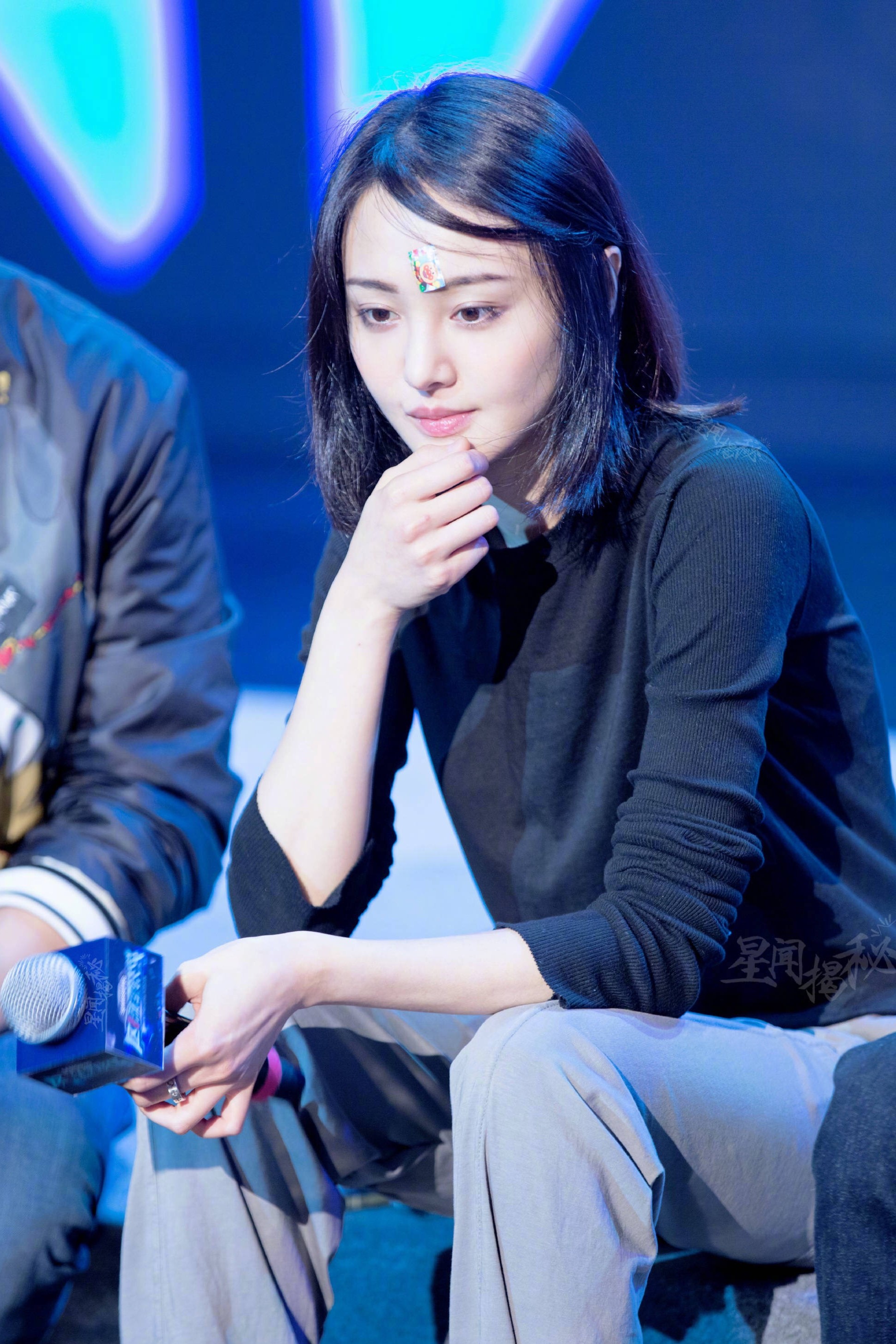 郑爽的"痘痘贴"是什么东西,可以祛痘吗?