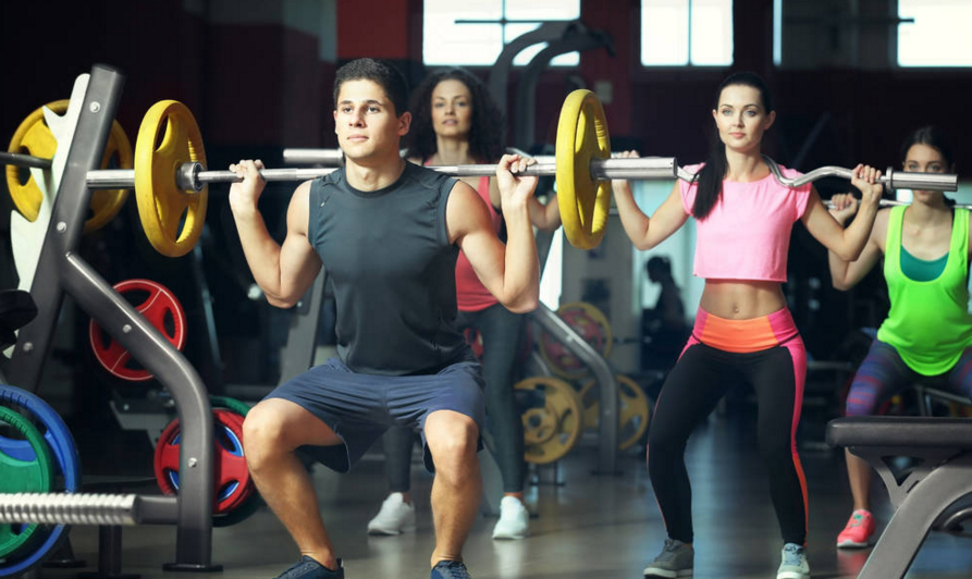 聊的有氧,火爆健身房的杠铃操,几个动作快速燃脂