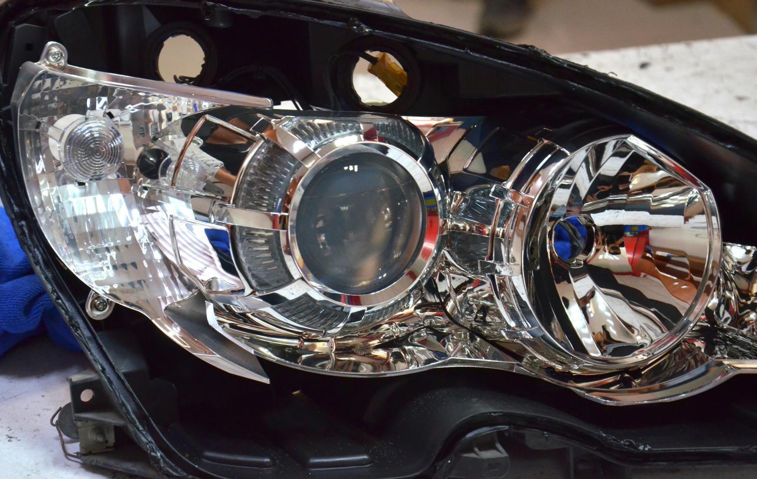 奔驰c200大灯改装海拉5双光透镜作业流程分享-新浪汽车