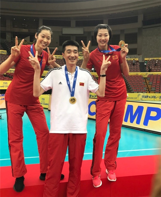 超2米却坚称只有1米99 只因怕嫁不出去|女排|袁心玥|身高_新浪新闻