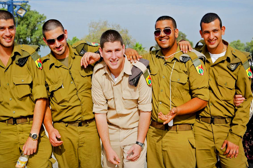 还不是因为日本到处杀人放火,惹上了澳大利亚人.