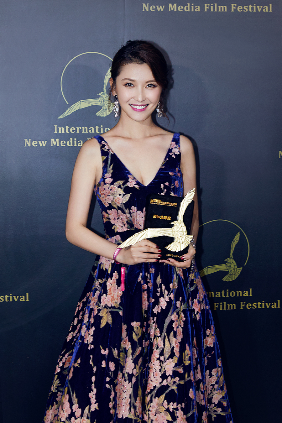 演员@徐洁儿singingjill 凭借在@超级剧集媚者无疆 中对一角的精彩诠|