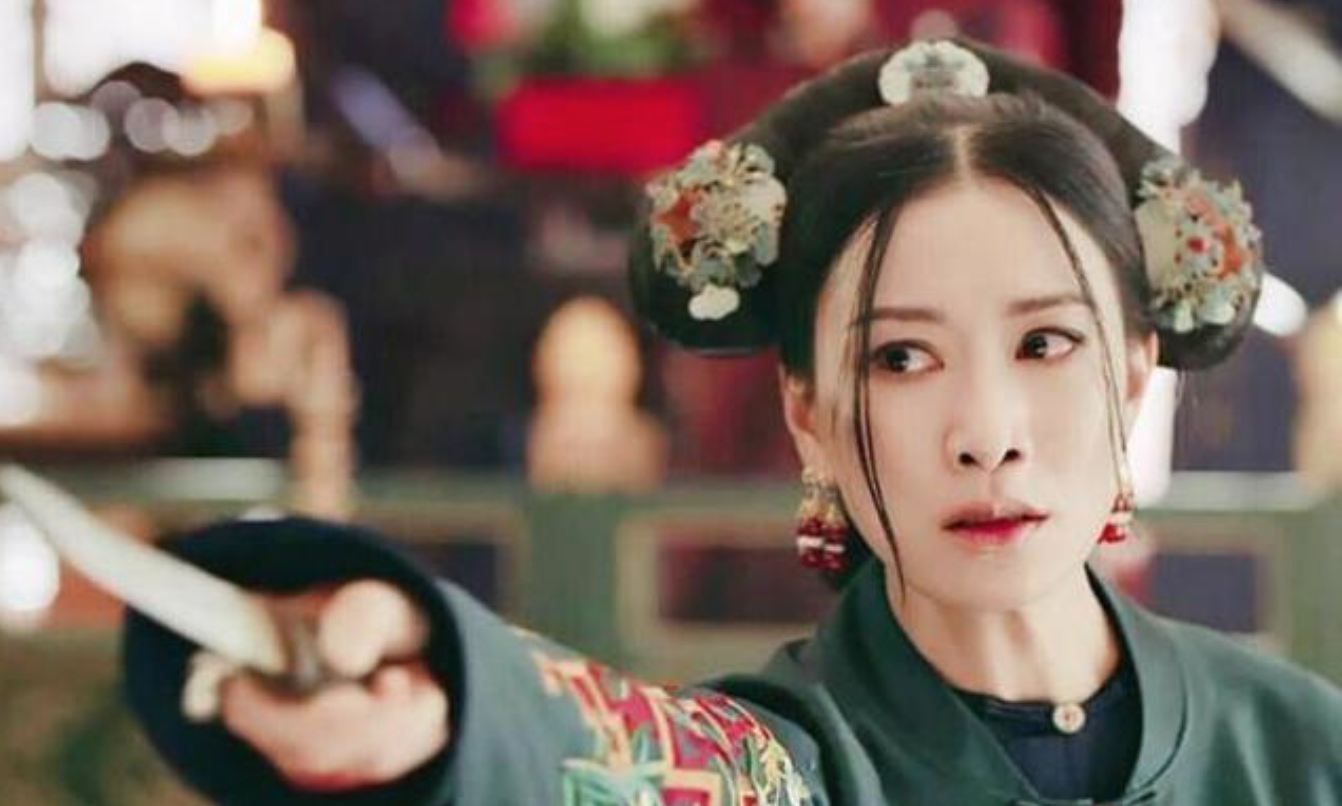 乾隆四位皇后"断发戏",最完美的是佘诗曼,最心疼的却是戴春荣