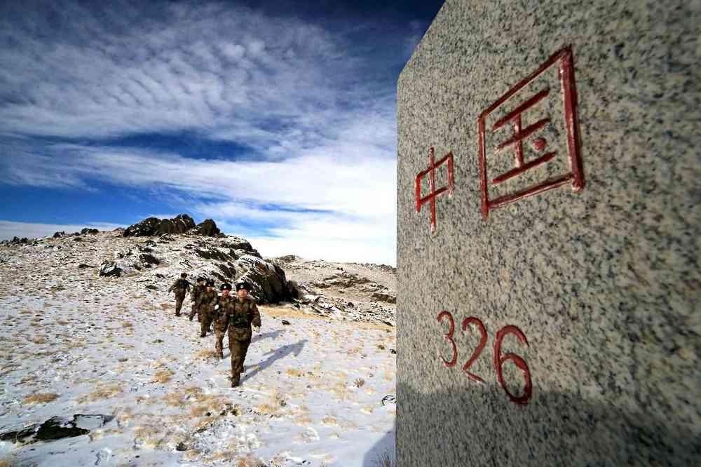 中国士兵闻之色变的边防区: 喝水都要小心, 出门必须全副武装