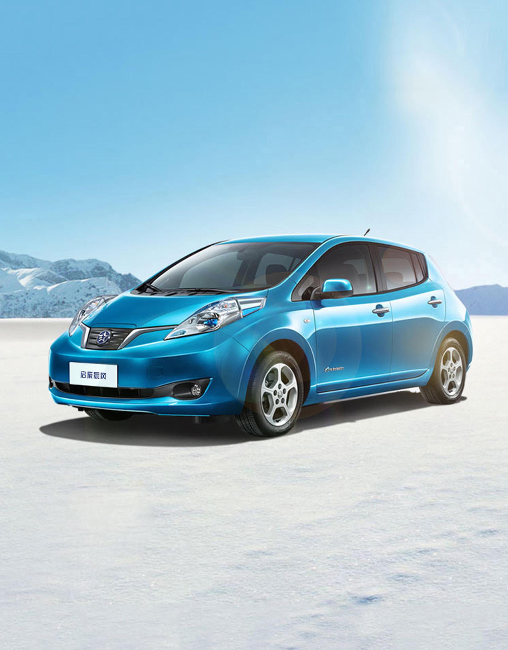 丰田卡罗拉双擎,本田新雅阁锐混动,日产启辰晨风纯电动车,深港