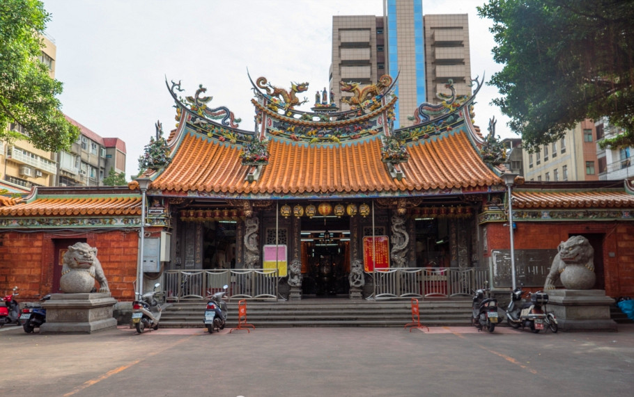 台湾有个地方古老又繁华|霞海城隍庙|台北霞海城隍庙|老街_新浪新闻