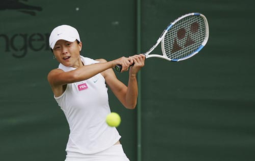 她曾是中国网球大满贯冠军,如今嫁入豪门育有一女,丈夫身价百亿