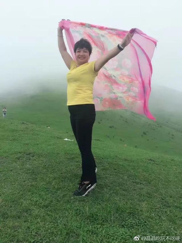 妈妈们出门旅游的画风说的太对了