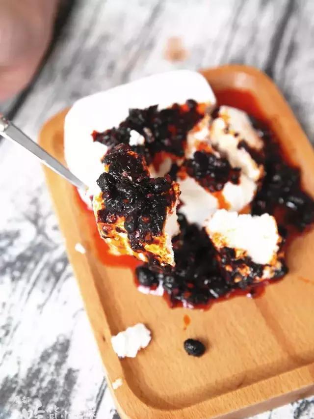 老干妈配冰激凌 奇葩的黑暗料理让人大开眼界