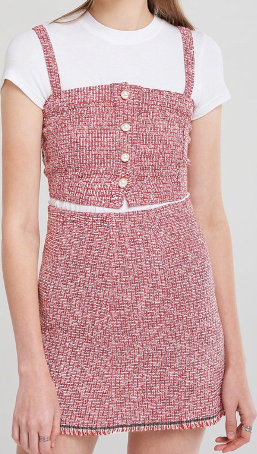 emmaroberts在西好莱坞chateaumarmont的街拍