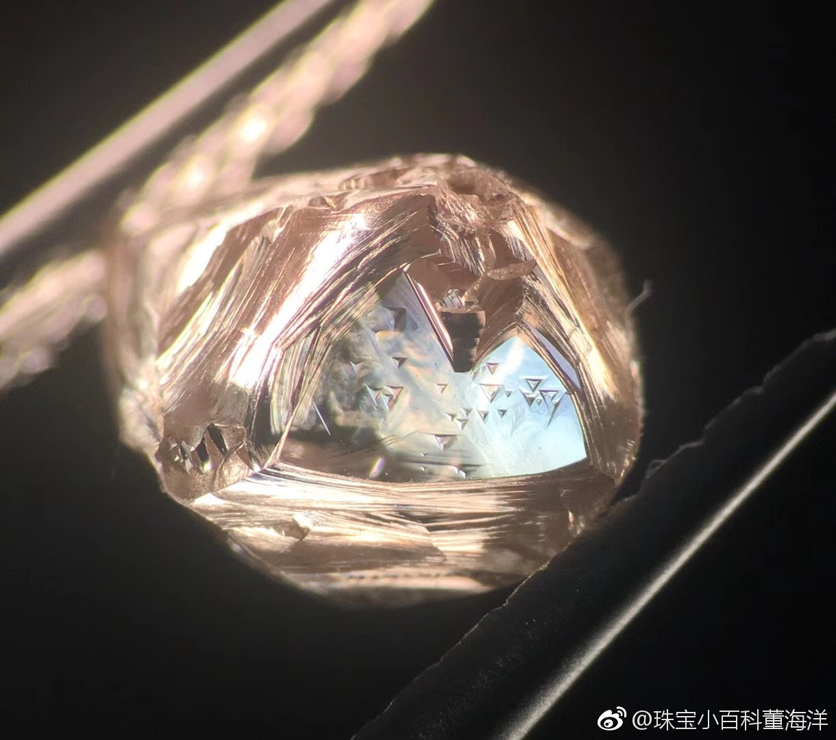 钻石中的图腾密码倒三角蚀相自然的印记