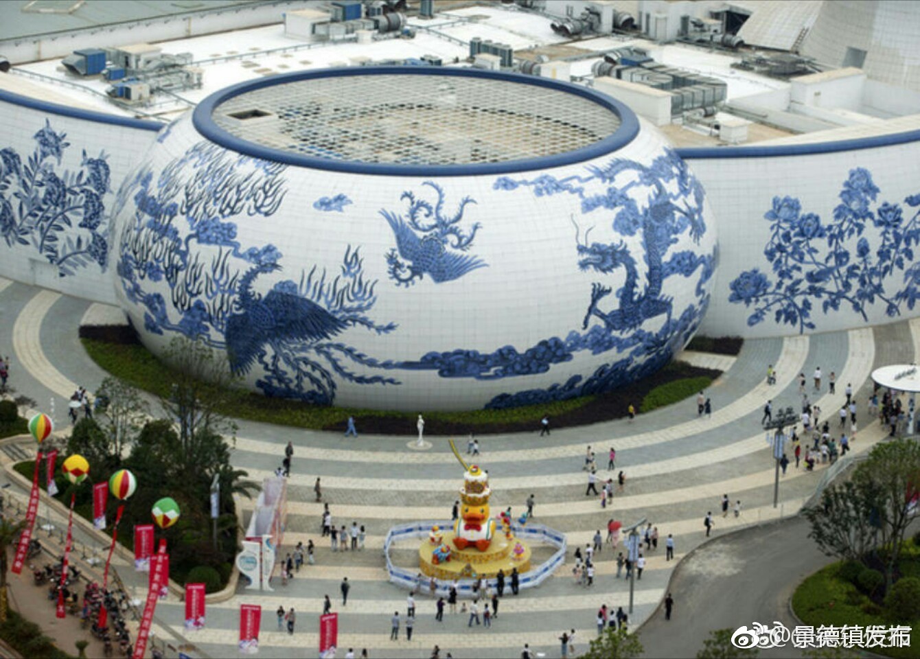 中国第一个青花瓷建筑江西耗资400亿