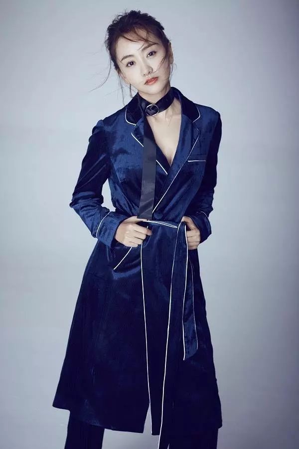 吴宣仪的甜美,宋佳的百变,细数娱乐圈那些女艺人的睡衣外穿