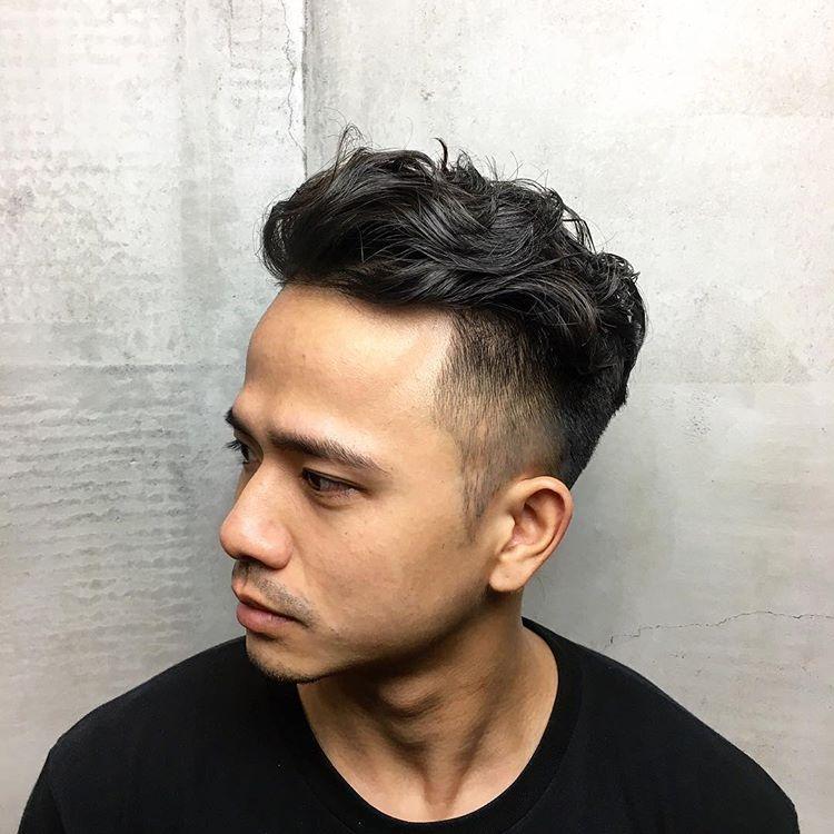 90后男生就应该剪这样的发型,最显年轻