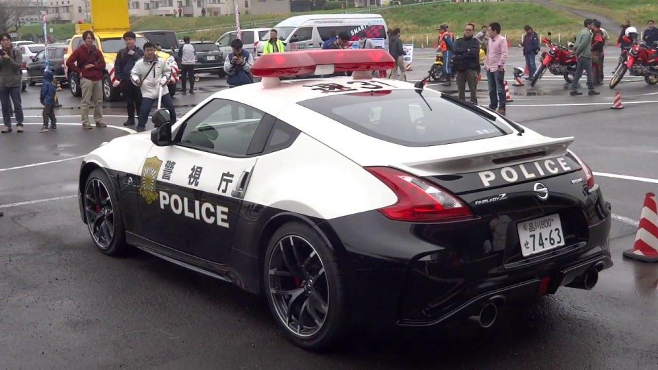 在日本开警车真是太幸福了除了各种性能车还有情怀经典车