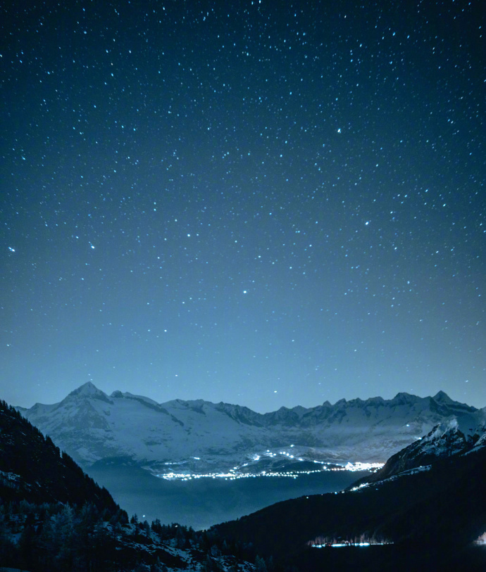 治愈的蓝色星空( ins:grahiehan)