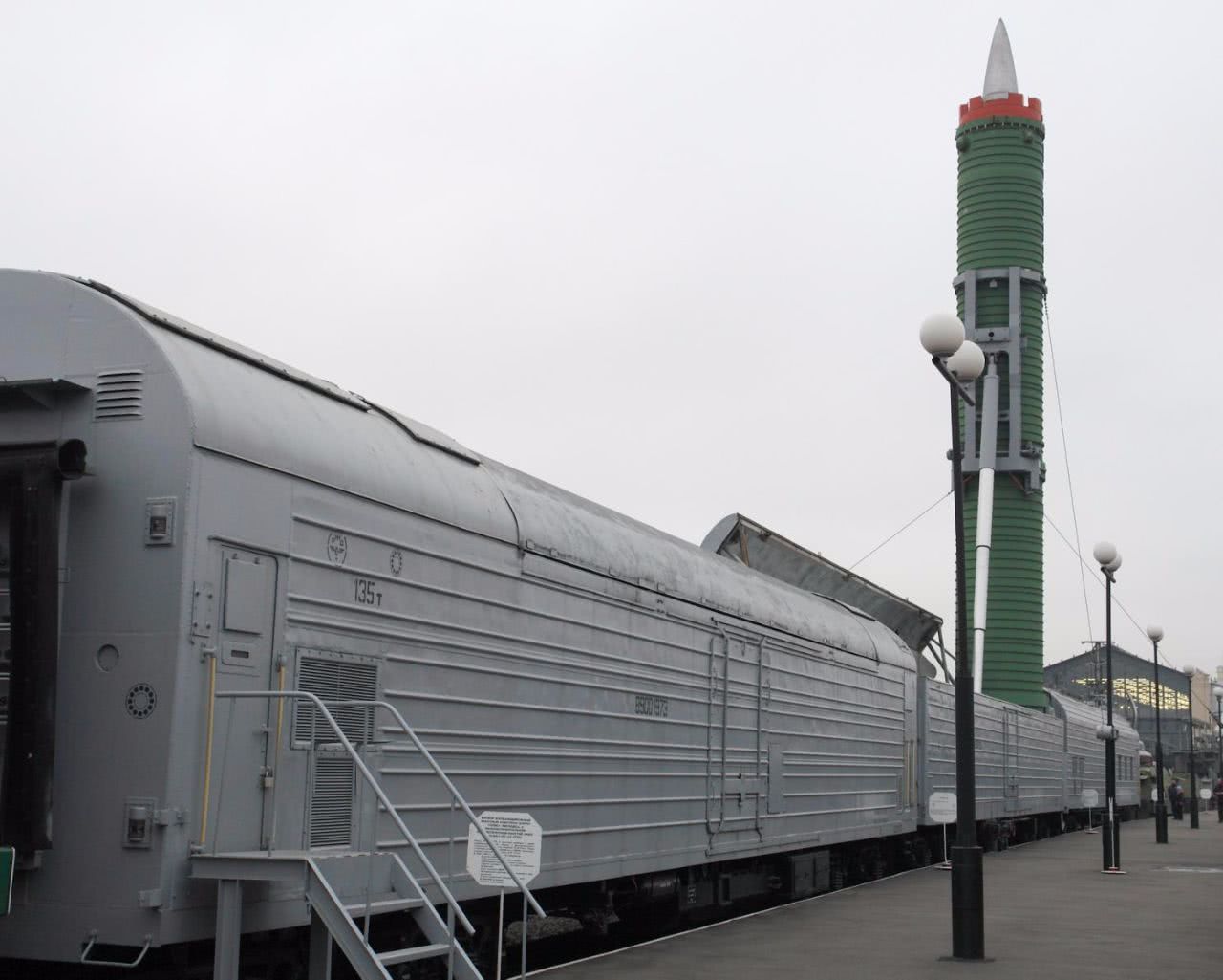 俄罗斯复活幽灵导弹列车 搭载20倍音速亚尔斯