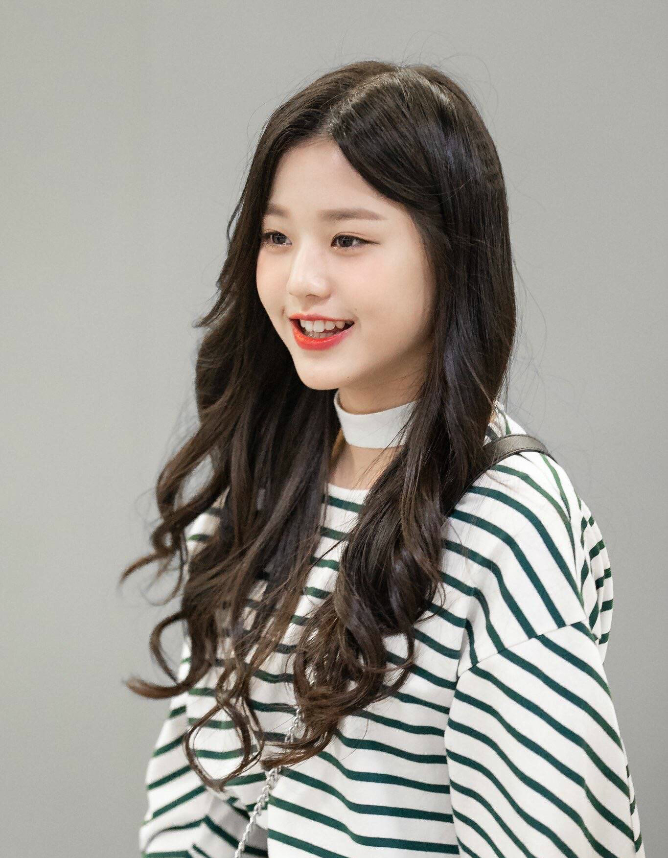 14的张元英就有这样的腿真是老天赏饭吃