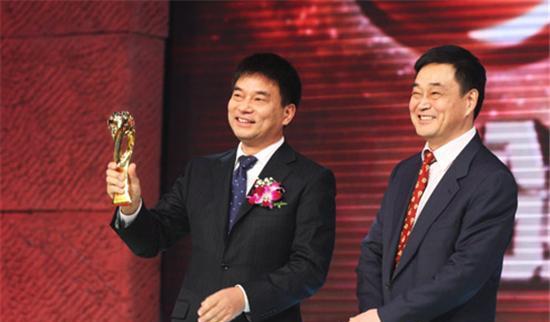 同德董事长刘嵩老婆_云南同德实业集团刘嵩(2)