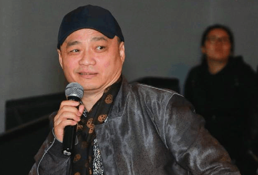 55岁崔永元近照曝光 胖到认不出 网友 小崔变老崔了