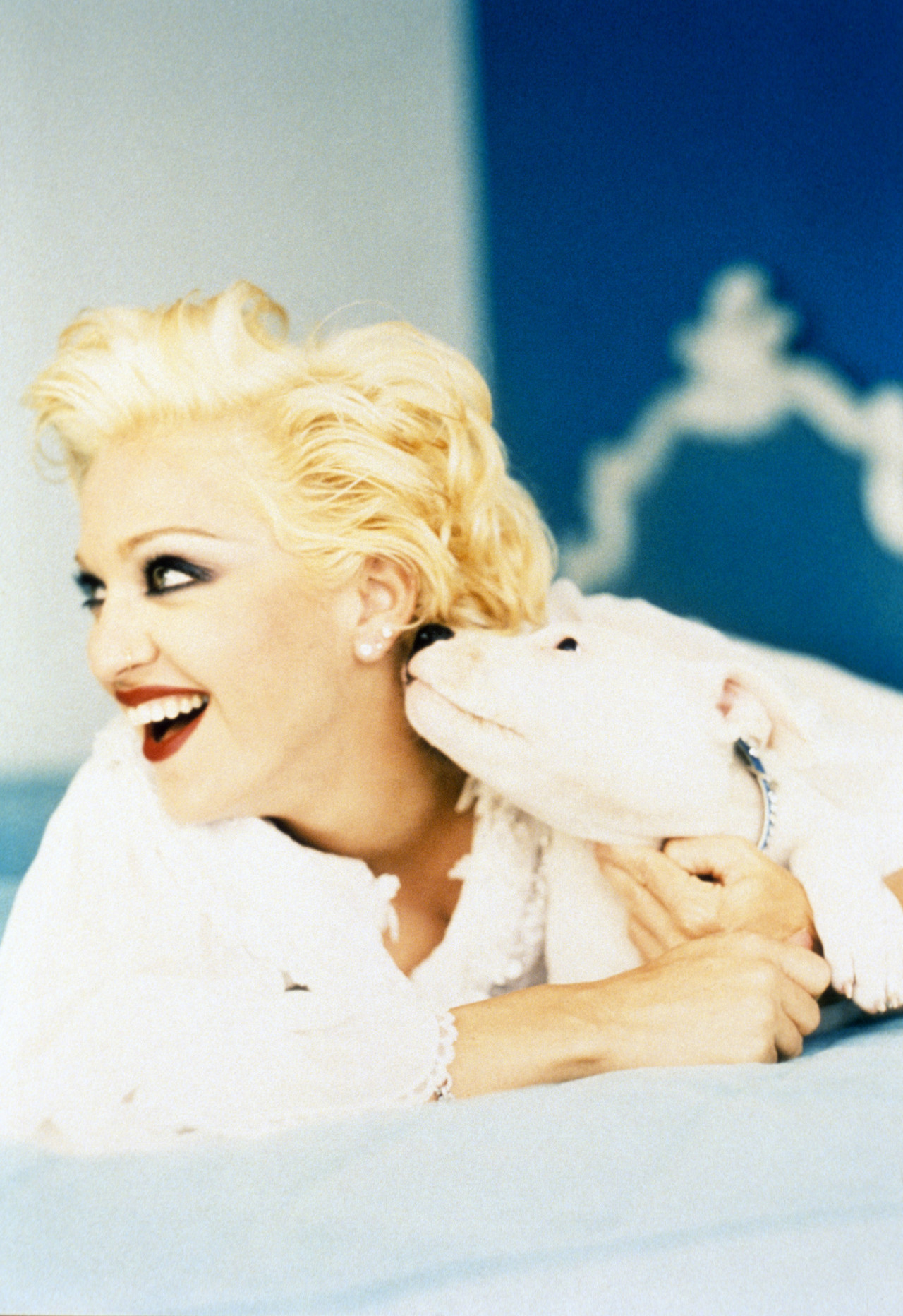 1994年麦当娜为个人专辑bedtimestories拍摄的一组照片