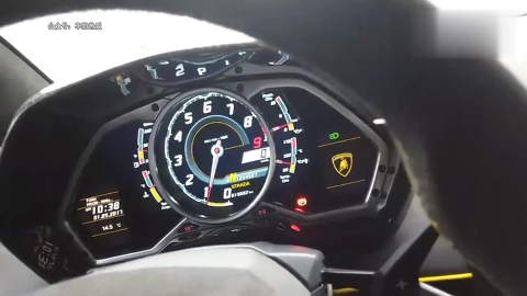 兰博基尼大牛加速有多猛看看这仪表盘就知道了现场轰油门