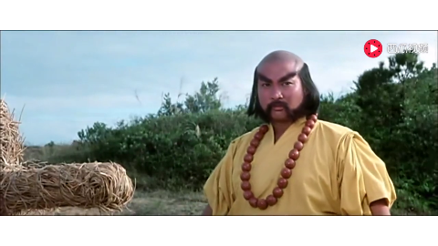 金钹法王洪金宝用计杀害少林高僧,用火把躯体烧成灰